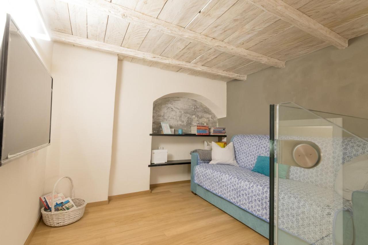 Al Caruggio Guest House Генуя Екстер'єр фото