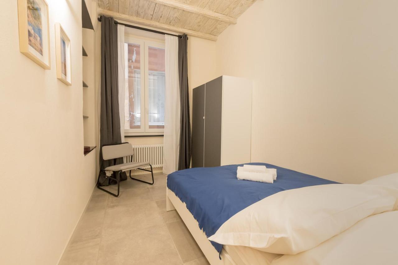 Al Caruggio Guest House Генуя Екстер'єр фото
